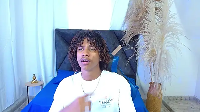 angelll18  online show from 2, 3, 2026