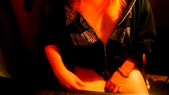 Snapshot of GoodGirlKelly chatting on 28, 2, 2026 GoodGirlKelly online show from 28, 2, 2026