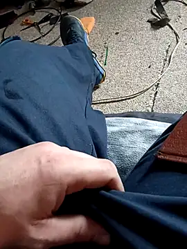 Snapshot of givr6inches chatting on 29, 3, 2026 givr6inches online show from 29, 3, 2026