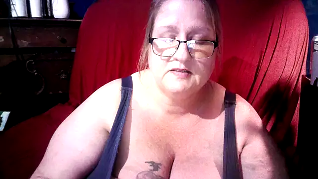Snapshot of jade-belle chatting on 29, 4, 2026 jade-belle online show from 29, 4, 2026