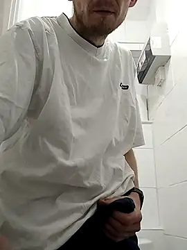 CrookedBunk3527 online show from 20, 12, 2025