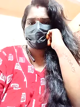 Snapshot of Tamil_Bhuvi69 chatting on 6, 1, 2026 Tamil Bhuvi69 online show from 6, 1, 2026