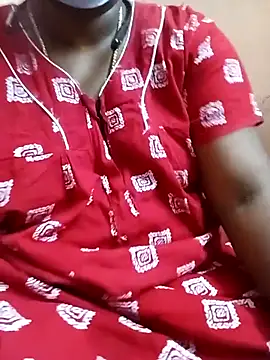 Snapshot of Tamil_Bhuvi69 chatting on 2, 2, 2026 Tamil Bhuvi69 online show from 2, 2, 2026