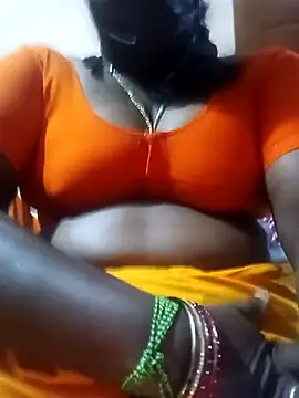 Snapshot of Tamil_Bhuvi69 chatting on 13, 2, 2026 Tamil Bhuvi69 online show from 13, 2, 2026