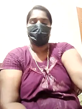 Snapshot of Tamil_Bhuvi69 chatting on 18, 2, 2026 Tamil Bhuvi69 online show from 18, 2, 2026