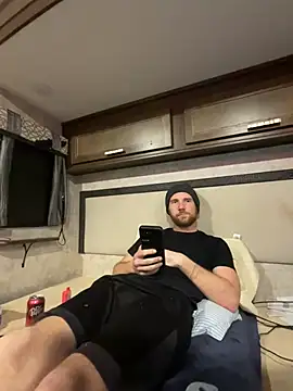 Snapshot of SparkledExtern chatting on 1, 2, 2026 SparkledExtern online show from 1, 2, 2026