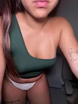 Zarahs Blare1 online show from 31, 5, 2026