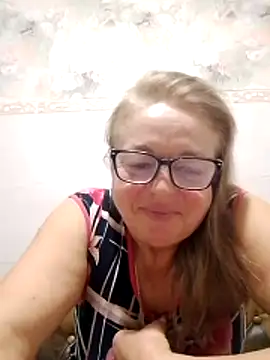 Snapshot of LinaLight88 chatting on 9, 2, 2026 LinaLight88 online show from 9, 2, 2026