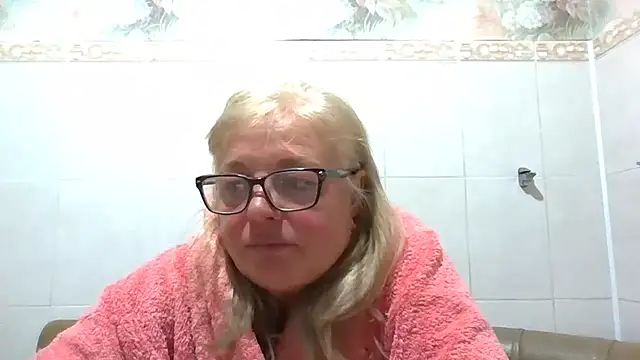 Snapshot of LinaLight88 chatting on 29, 5, 2026 LinaLight88 online show from 29, 5, 2026