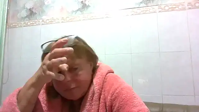 Snapshot of LinaLight88 chatting on 16, 6, 2026 LinaLight88 online show from 16, 6, 2026