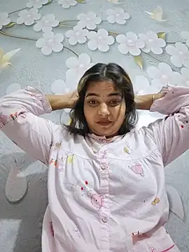 Snapshot of Himani_0122 chatting on 5, 7, 2026 Himani 0122 online show from 5, 7, 2026