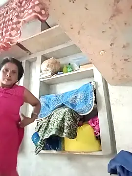 Shreya pandit online show from 9, 4, 2026