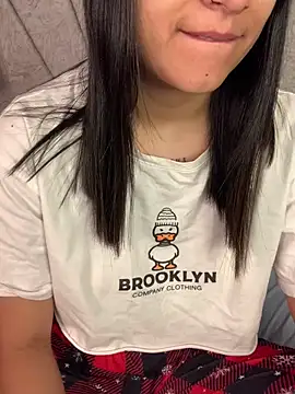 Val12777 online show from 16, 4, 2026