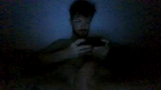 Snapshot of atreus69big chatting on 29, 5, 2026 atreus69big online show from 29, 5, 2026
