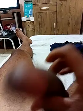 Snapshot of ElicitedMotive chatting on 8, 2, 2026 ElicitedMotive online show from 8, 2, 2026