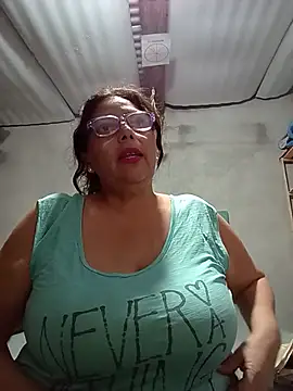ladyBea11 online show from 2, 6, 2026