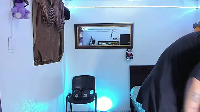 Bull  fit online show from 1, 2, 2026