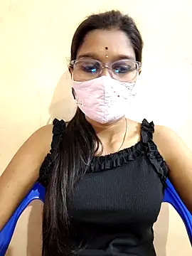 Snapshot of Nithya_Nith chatting on 4, 2, 2026 Nithya Nith online show from 4, 2, 2026