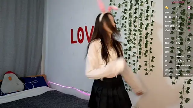 LisaBoddy online show from 10, 4, 2026