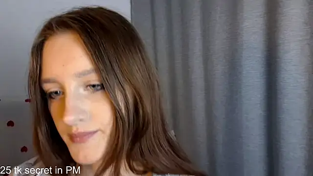 Snapshot of LisaBoddy chatting on 10, 5, 2026 LisaBoddy online show from 10, 5, 2026