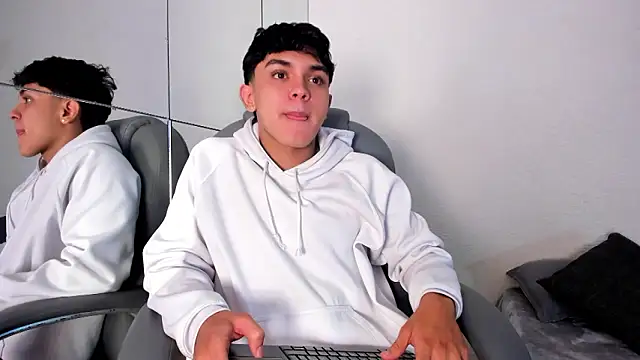  TaylorBlack online show from 15, 3, 2026