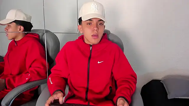  TaylorBlack online show from 13, 4, 2026