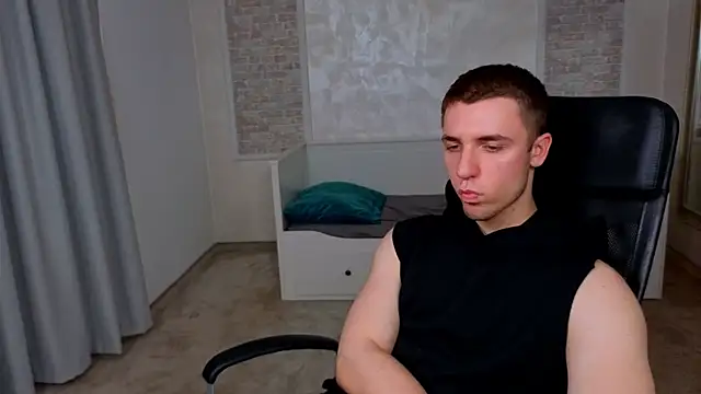Snapshot of KellenWest chatting on 10, 6, 2026 KellenWest online show from 10, 6, 2026