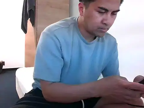 sweetpinoy2027 online show from 18, 4, 2026