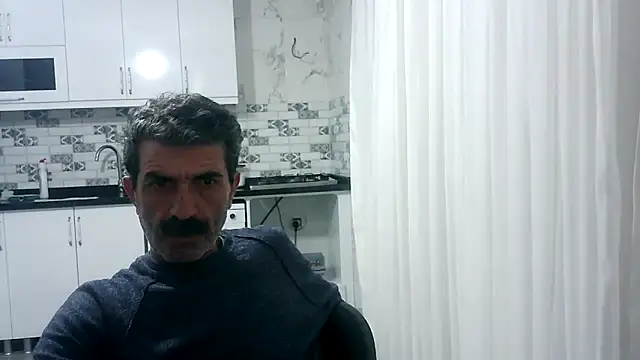 Snapshot of kobra21turki chatting on 17, 4, 2026 kobra21turki online show from 17, 4, 2026