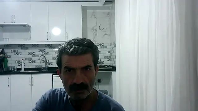 Snapshot of kobra21turki chatting on 18, 4, 2026 kobra21turki online show from 18, 4, 2026