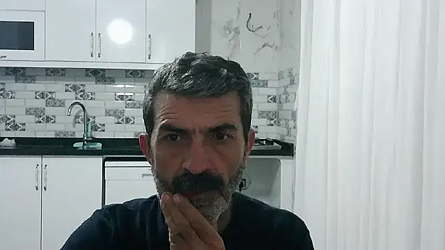 Snapshot of kobra21turki chatting on 22, 4, 2026 kobra21turki online show from 22, 4, 2026