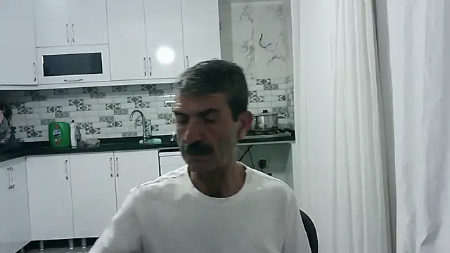 Snapshot of kobra21turki chatting on 26, 4, 2026 kobra21turki online show from 26, 4, 2026