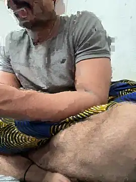 Snapshot of hot_gym_b0y chatting on 8, 3, 2026 hot gym b0y online show from 8, 3, 2026
