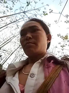 Girl cutee online show from 28, 2, 2026