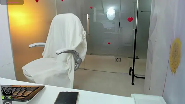 missdominna online show from 10, 2, 2026