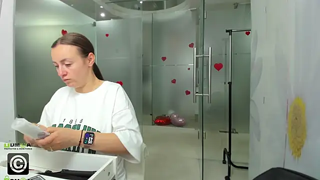 Snapshot of missdominna chatting on 2, 6, 2026 missdominna online show from 2, 6, 2026