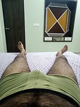 Tall7boy7 online show from 13, 4, 2026