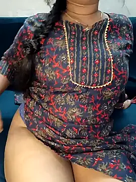 Snapshot of SSiya- chatting on 19, 4, 2026 SSiya- online show from 19, 4, 2026