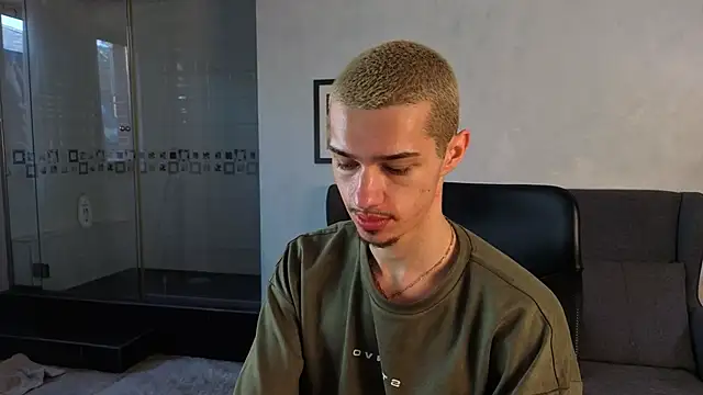 KaydenDrew online show from 6, 4, 2026