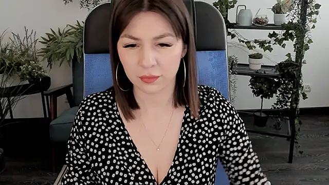 Snapshot of DiRosie chatting on 7, 2, 2026 DiRosie online show from 7, 2, 2026