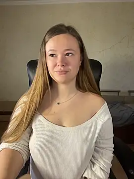 CaramelleSugarr online show from 19, 4, 2026