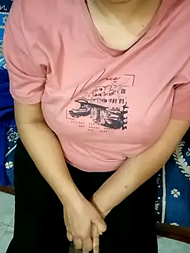 Snapshot of Sofia-111 chatting on 3, 2, 2026 Sofia-111 online show from 3, 2, 2026