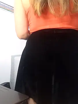 SofiEsteves online show from 16, 12, 2025