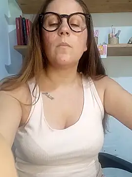 Snapshot of SofiEsteves chatting on 17, 2, 2026 SofiEsteves online show from 17, 2, 2026