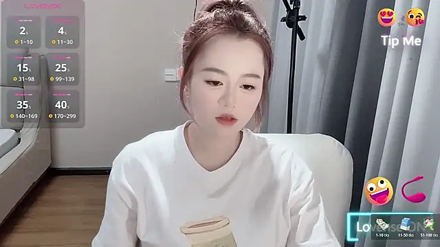 Amireux-8 online show from 30, 3, 2026