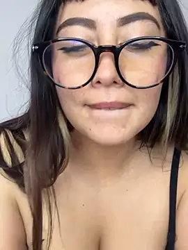 Snapshot of justmariee chatting on 22, 5, 2026 justmariee online show from 22, 5, 2026