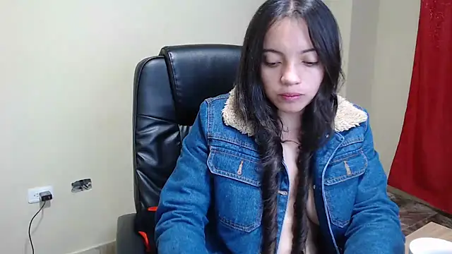 Snapshot of smith_celeste chatting on 14, 3, 2025 smith celeste online show from 14, 3, 2025