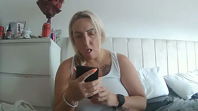 theblondecocklover online show from 27, 3, 2026