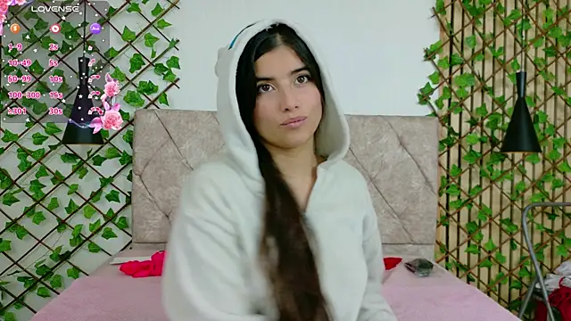 Georgia Candy online show from 16, 4, 2026