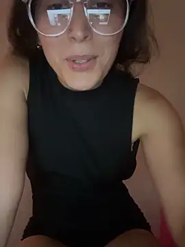 LatinDoll8 online show from 28, 4, 2026